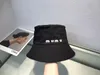 MIU Fisherman Hat Erkek Moda Tasarımcısı Tasarımcı Beanie Cap Summer Hip Hop Kişilik Mektubu Yakışıklı Çok Yönlü Güneş Koruma ve Gölgelendirme Moda Güneş Şapkası