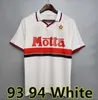 Kaka 90 91レトロサッカージャージのホームシャツ96 97ガリット02 03 03 04 Maldini Van Basten Ronaldo Inzaghi AC 06 07 09 10 Shevchenko Milan