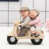 Decorative Objects Figurines Mini Grandma Grandpa Figures Sweety Lovers Couple Old People Car Cake Figurines Miniature Home Decor Decoration 230523