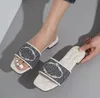 Şeffaf siyah bej çok renkli nakış katırları kadın moda terlikleri ev flip floplar gündelik sandaletler yaz deri düz slayt kauçuk taban 36-42