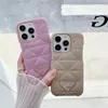 TOP DESIGER Fashion Pearl Triangle P Mobiltelefonfodral för iPhone 14Pro 14Promax 14 13 13Pro 13Promax Luxury Pu Leather Phone Case Back Cover98777