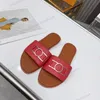 Créateur de mode Femmes Mules Lock It Boucle ronde en métal Sandales Raphia Broderie Diapositives plates Double lettre Slide pour femmes Luxe Summer Beach Pantoufles