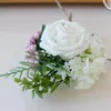 Dekorativa blommor 2 st bröllop corsage rose dekor brud dekoration företag siden blommor brosch man kreativ