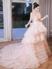 Abito da sposa Dubai Princess Ball Gown 2023 Piuma con paillettes Lungo spalle scoperte Perline Abiti da sposa multistrato di lusso Abito da ballo Crystal Bride boho robes de mariee