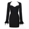 Casual Dresses Love Aing Women's Long Sleeved Feather Rose Black Blue Spring and Autumn Style Chest Cup Party V-ringklubb Sexig bandage