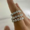 Ônibus de 4 mm de largura para baixo VVS Moissanite Diamond Infinity Ring Sterling Silver Rings para o anel de faixa de joalheria de meninas