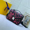 Women Crossbody Bags Fashion Pundant Handbags Color Messenger Bag Bag Old Flowers with Whoterable Detachable