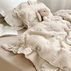 Sängkläder sätter koreansk babyflickor Crib Set Rabbit Rose Cherry Flower Print Cotton Cotton Cotton Bäddsupplödning Tillbehör ner täcken täckning sängkläder leveranser 230524