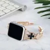 Luxury Ladies Armband Diamonds Metal Strap For Apple Watch 45mm 44mm 42mm 49mm 40mm 38mm Bands armband Iwatch 8 Ultra 7 6 5 3 Series smycken Watchbands Tillbehör