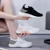 Dress Shoes Women's Casual Sneakers Mesh Ademende zachte zool lopende Y23