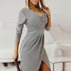 فساتين غير رسمية 2023 أزياء البرونز التفاف V-neck فستان الخريف عالي الخصر انتحم تنحنح