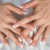 Falso unhas 24pcs Pressione em Squoval curto nude natural nude francês acrílico dicas de arte de unhas reutilizáveis ​​para mulheres meninas