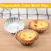 Moldes de cozimento 50pcs Moldes de torta de ovo Moldes de alumínio Bolo de biscoito forrado de molde de molde de molde Tapa de cozinha Tool reutilizável tortinas antiaderentes