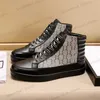 Designer clássico Retro Bordado Men Sapatos Imprimir Canvas Mens Treinadores de couro High Top Sneakers Tamanho 38-45