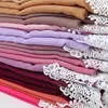 Foulards J98 10 pcs Haute Qualité Dentelle Bulle En Mousseline De Soie Hijab Musulman Écharpe/écharpes Châle/châles Wrap Long Bandeau 180 80 cm Prix de Gros