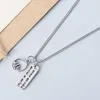 Collane con ciondolo LIVVY Rettangolo di colore argento Lettera inglese A Solenne impegno d'amore Collana per le donne Coppia Regali di gioielli di moda