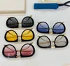 Czarne żółte duże pilotki z okularami przeciwsłonecznymi z kryształowymi mężczyznami Kobiety Designerskie okulary przeciwsłoneczne Sunnies Gafas de Sol Sonnenbrille Sun Shades Uv400 Oczoce z pudełkiem