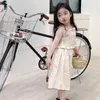 Set di abbigliamento Set per bambini 2023 Top con bretelle per ragazze alla moda in stile coreano Pantaloni a due pezzi Summer Casual Cute Girl Baby