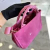 Moda yaz tuval naylon tote çanta bayan tasarımcı omuz lüks seyahat çantaları kadın erkek çanta crossbody omuz kayışı şehir debriyaj el çanta