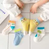 Çoraplar 5 Çift/Parti Pamuklu Gençler Kızlar Erkek Bebekler Moda Web Siteleri Yumuşak ve Sevimli Karikatürler 1-12 G220524 yaz için yeni çocuk çorapları