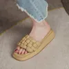 Pantofole 2023 Women Weave Soft Bottom Platform Donna Solid Square Toe Summer Slides Ladies Concise Casual Fashion Flat