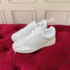 Ny Top Hot Luxurys designer kalvskinn casual skor reflekterande sneakers vintage läder tränare mode skor fritid sko plattform snörning sneaker