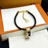 Luxurys designer smycken armband presbyopia läder armband modemän kvinnor läder armband elegant armband med låda och dammpåse