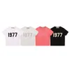 ESS Kinderkleding Kinderen Loose T-shirts Essentiële jongens Girls Korte mouw T-shirts Zomer Casual Jeugd 1977 Tops Letter Gedrukt T Shirts Toddler Clothing Black Tees