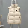 Designer Femmes Gilets Puffy Veste À Capuchon Parkas Sans Manches Hommes Femme Vestes Manteau Mat Automne Hiver Slim Manteaux Manteaux Manteaux Imperméables