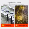 Lumières de voie solaires lumineuses Lumières solaires LED blanches chaudes Lumières de jardin étanches extérieures pour passerelle, cour, jardin, pelouse, paysage décoratif