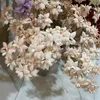 Kwiaty dekoracyjne 4pcs sztuczny dahlia jedwabna domowa dekoracja impreza ślub łuk arkusz kwiatowy