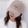 Bollmössor Ny Lamb Wool Baseball Cap -brev broderier Sun Hat Lady Girls Outdoor Warm Winter Splush Caps L230523