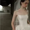 Cristais de tamanho mais drs de casamento com renda de trem destacável Mermaid cetim vestido de noiva árabe arabic aso ebi luxuoso túmulo de miçangas de mariage lantejoulas noiva drs