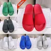 Mode ingebed Logo pool schuif sandalen heren designer slippers witte mix zwart rood groen strand dia's flats