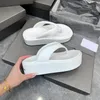 Slippers Flip Flop Sandals انزلاق النساء باريس العلامة التجارية Sandal Leather Slides Platforms Shoebrand