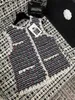 Designer de vestes pour femmes Début de l'automne nouvel atelier d'artisanat haut de gamme veste en tweed chic quatre poches couleur assortie camélia bord blanc manteau 6YLB