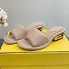 2023 Fashion Womens Fashion Slippers Sandals Summered Summered Canvas Slides Sandles Platforms Slider Shoes for Woman With Black with Box -143