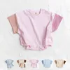 Rompers Summer Born Baby Boys Girls Oversizezowane ubrania 024m Patchwork Kolor Bawełniany krótkie rękawowe Bodysuit Podstawowe Jumps 230525