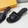 2023 Fashion Womens Fashion Pantofole Sandali Estate Tela ricamata Designer Slides Sandles Platforms Slider Shoes For Woman Ladies Bianco Nero con scatola -138