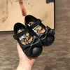 23SS Kids Shoes Girls Sandals Kids Designer Shoes Summer Flat Flat Classical Lattice Bow Tie Princess Shoes Sandals Size 20-25 Big Kids Kids Shoes