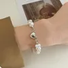 Braccialetti con ciondoli Magnetici a forma di cuore Lrregular Catena di perle Ragazze da donna Accessori per gioielli di moda coreani