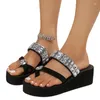 Hausschuhe Dicke Sohle für Frauen 2023 Sommer Europäische und amerikanische große Mode One Toe Diamond Beach Sandale