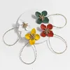 Bengelen oorbellen dropvormige druppel voor vrouwen eenvoudige lichte luxe dames romantische dans bloemoor hangerse sieraden groothandel directe verkoop