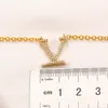 Jóias de moda Conjuntos de pulseira Brincos de pulseira Brincos de colar Chain Chain Designer Copper Zircon Stud Colares pendentes Brincos de letra de ouro para mulheres Presentes