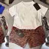 Luxe ontwerper FFF-kleding Sets Kids T-Shirt Red Monogrammed Shortst Fashion British Fashion Brand Summer Childrens Treasures and Girls Cotton Tweed-Piece AAA