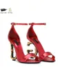 우아한 브랜드 여성 Keira Sandals Shoes Polished Calfskin 도금형 탄소 하이힐 파티 웨딩 드레스 레이디 검투사 Sandalias EU35-43 Box