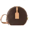 Мода Crossbody Bag Outdoor Женская сумка с круглым дизайном торта классическая буква логотип логотип с кодом сериала