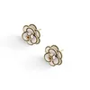 Encanto 2022 nuevo clásico blanco y negro Camelia flor estudiante pendientes accesorios de fiesta para mujeres coreanas elegantes y dulces joyería G230307