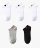 2023 Top Mens and Womens Sock 5 Пары роскошных спортивных Sport Smorm Short Short Box