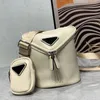 Сумки для кроссбакса мини -ковша сумки для пляжной сумочка сумочка плечо эмаль металлический треугольник кожаный сцепление.